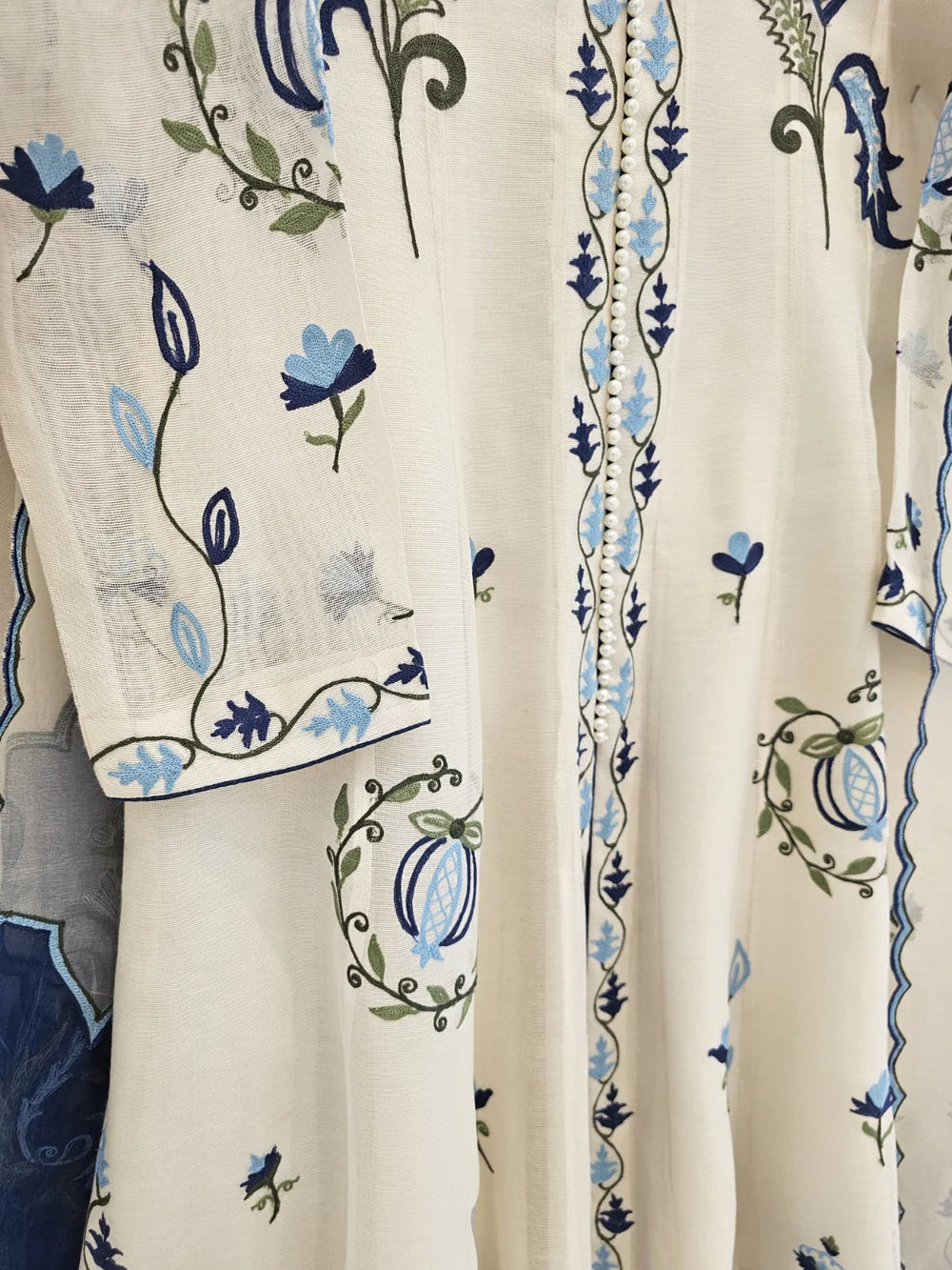 NOOREH PURE COTTON NETT 3-Piece Ladies Suit – ARI-Embellished Shirt, Raw Silk trouser  & Organza Dupatta