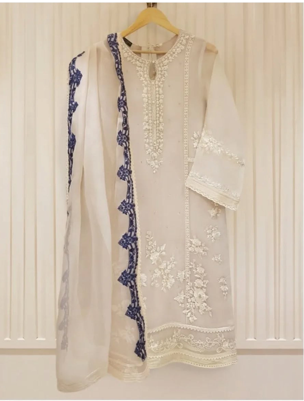 AG WHITE-UNSTICH ChoiceFabrics