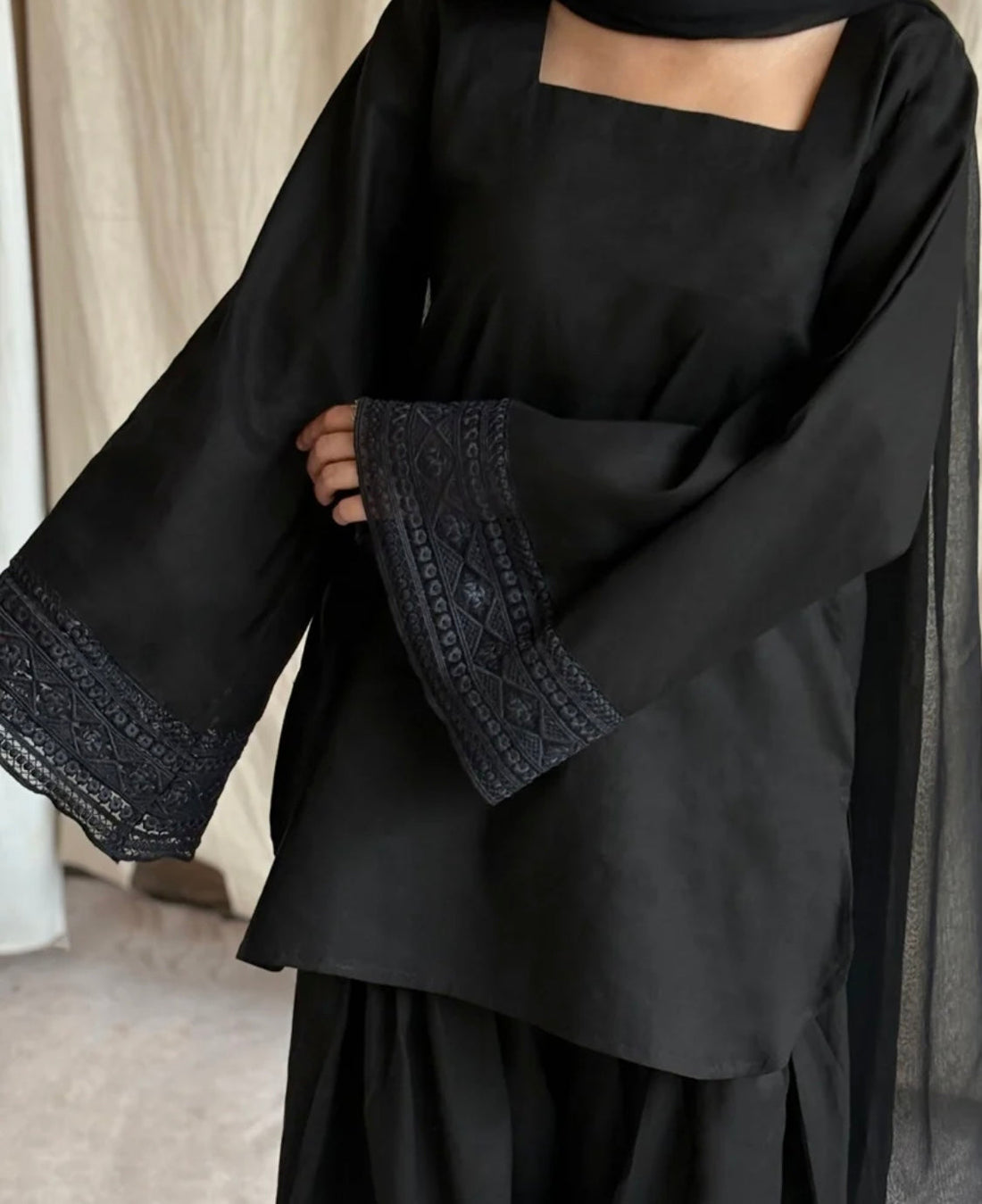blak dress black farshi shlwar