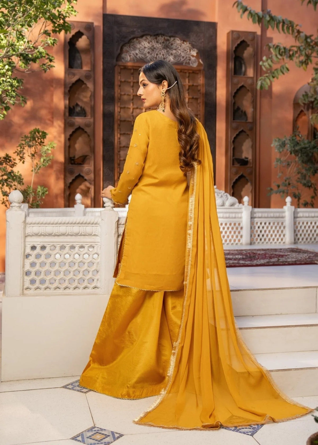 SAFFRON Mehndi & Mayoun Dress Pakistan – 3-Piece Hand Embellished Chiffon & Silk Outfit ChoiceFabrics