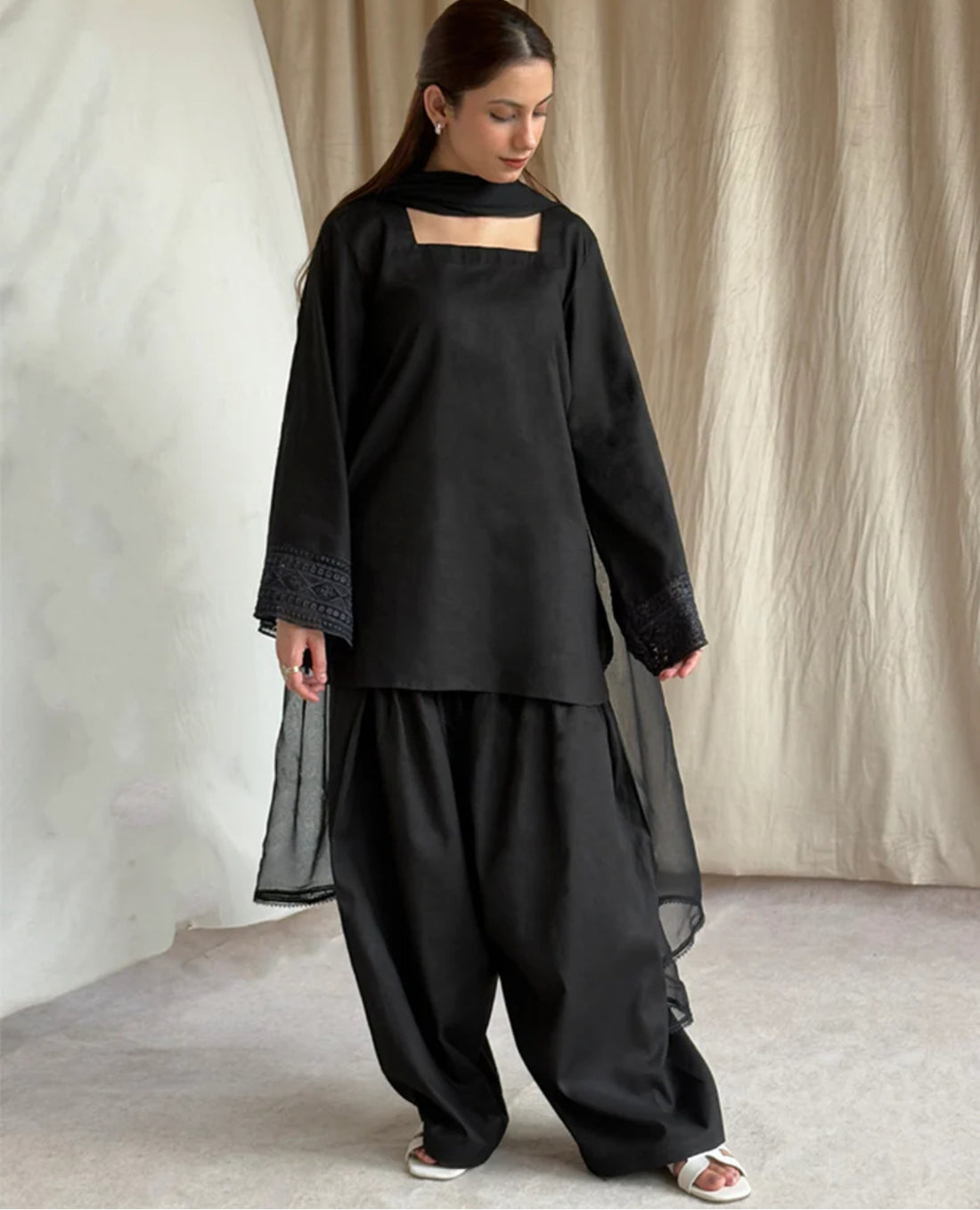 blak dress black farshi shlwar