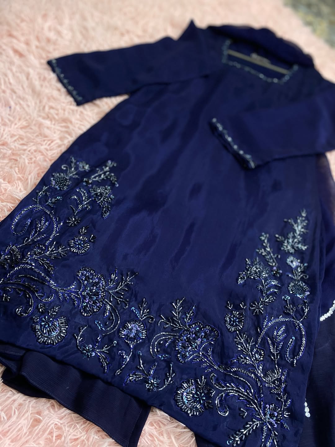 OPAL-PURE TUSSLE SILK & shifoon dupta 3pice dress with farshi shlwar